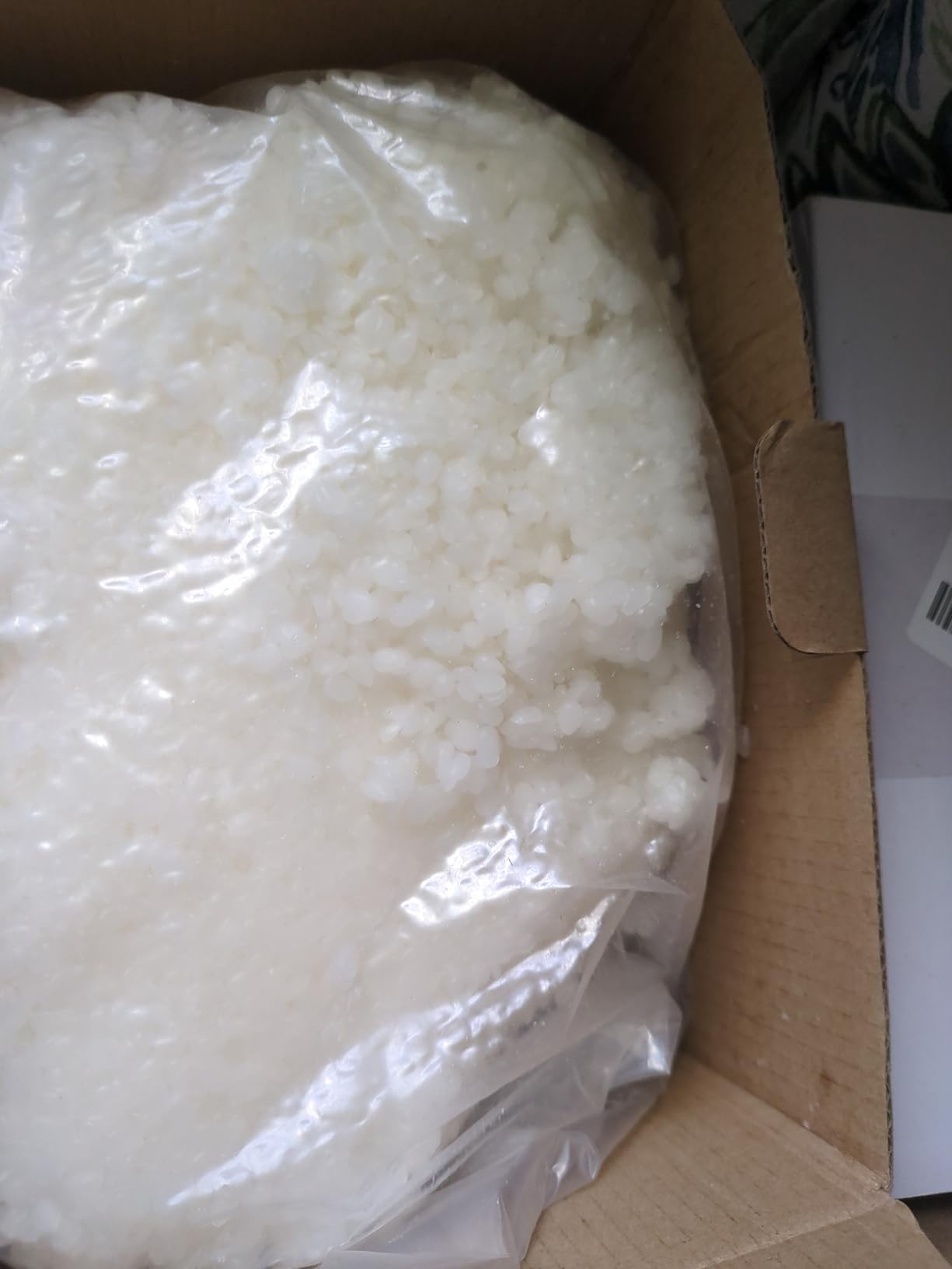 10 LB White Beeswax Pellets for Candle Making, Bees Wax Pastilles for Hair Care, Lip Balm, Soap Making Supplies, DIY & Craft Projects (160 OZ) customer photo 1