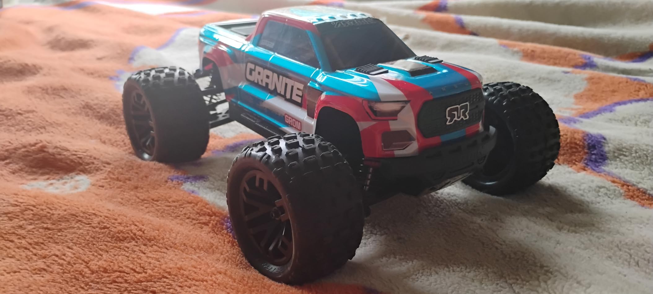 ARRMA RC Truck 1/18 Granite GROM MEGA 380 Brushed 4X4 Monster Truck RTR with Battery & Charger, Red, ARA2102T2 customer photo 1
