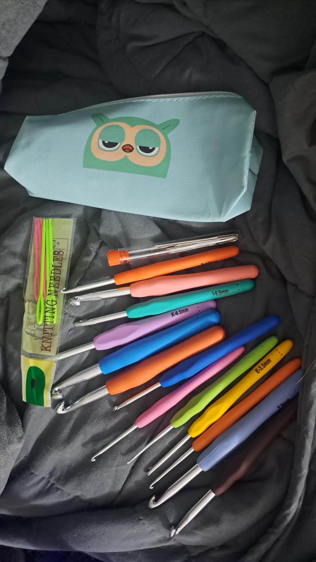 Crochet Hook Set, 14 Sizes Crochet Hooks for Arthritic Hands, Crochet Hooks Ergonomic Soft Grip with Case, Crochet Needles(Size B-Size N) customer photo 1