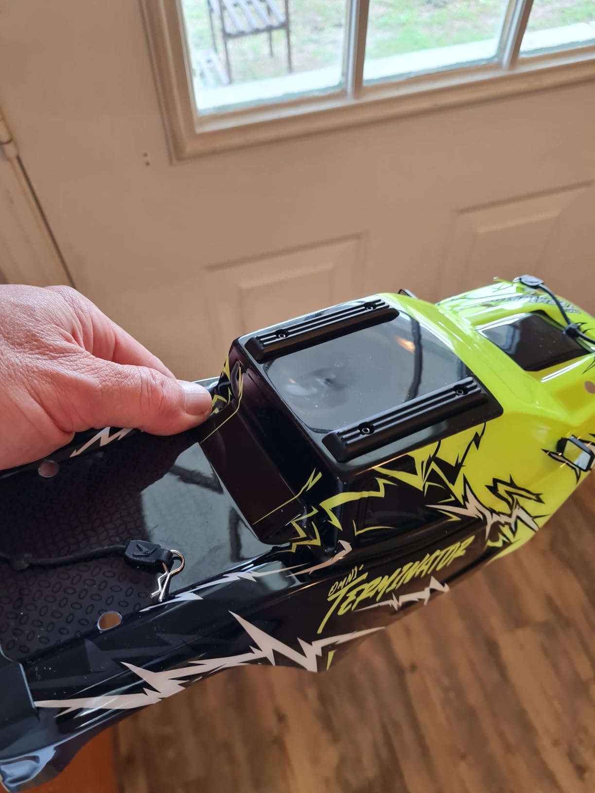 AMORIL 1/10 RTR Brushless Fast RC Cars for Adults, Max 50mph Hobby Electric Off-Road Monster Truck, Waterproof High Speed RC Car 4WD Remote Control Car with 3S Lipo, Green customer photo 1