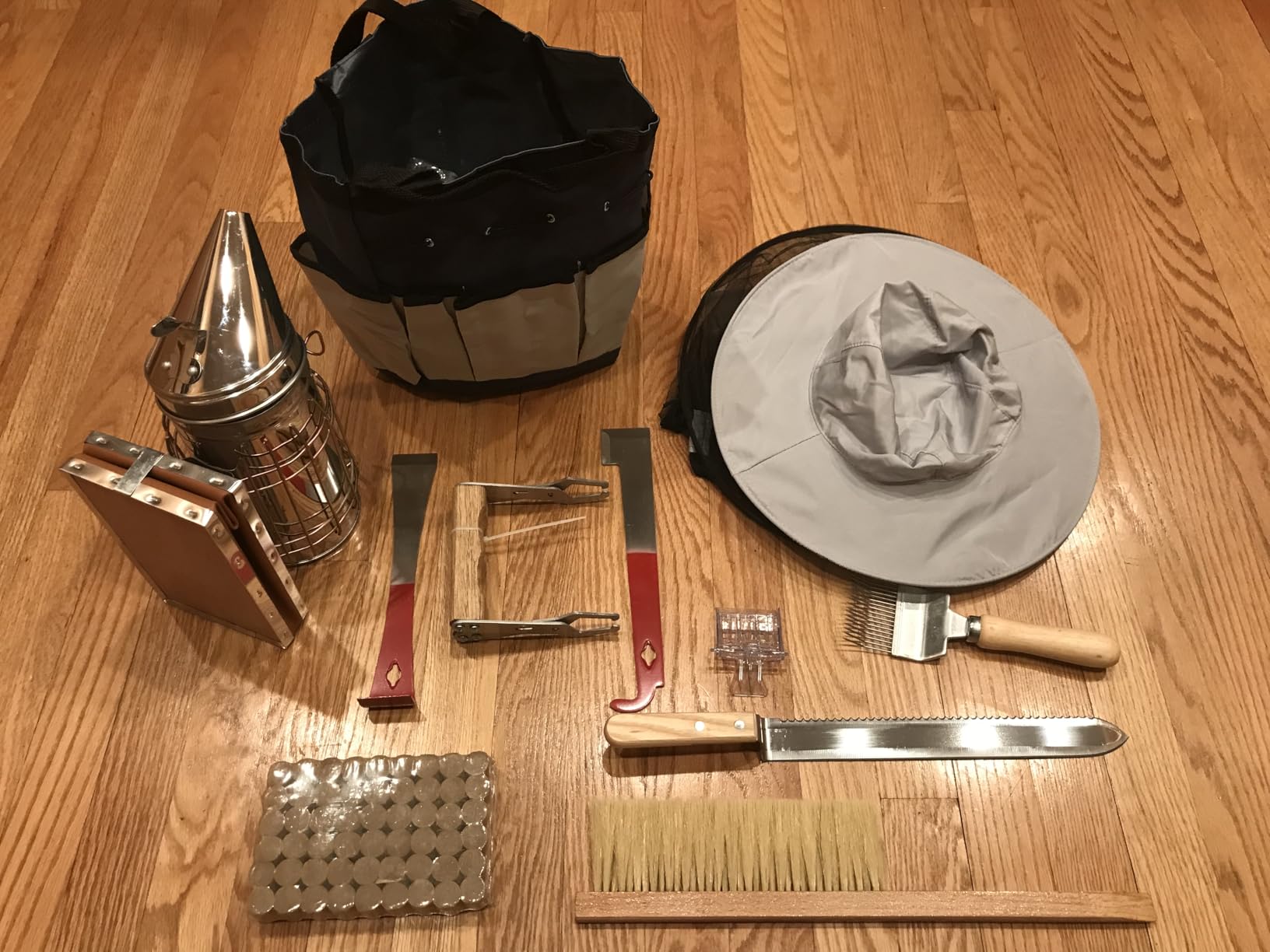 Bee Keeping Starter Kit | 11-Piece Beekeeping Supplies Set | Hive Tool & Stainless Steel Bee Smoker | Includes Water Resistant Tool Bag customer photo 1