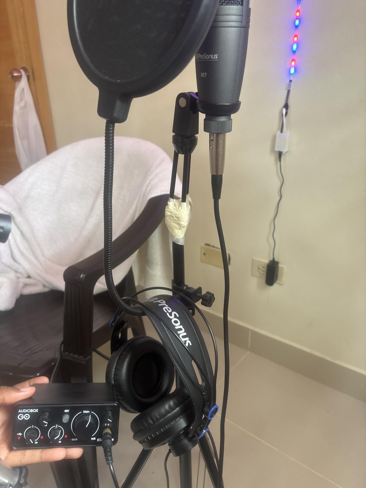 PreSonus AudioBox Go Creator Complete Studio Bundle | 24-bit 96 kHz USB-C interface with condenser mic and headphones customer photo 1