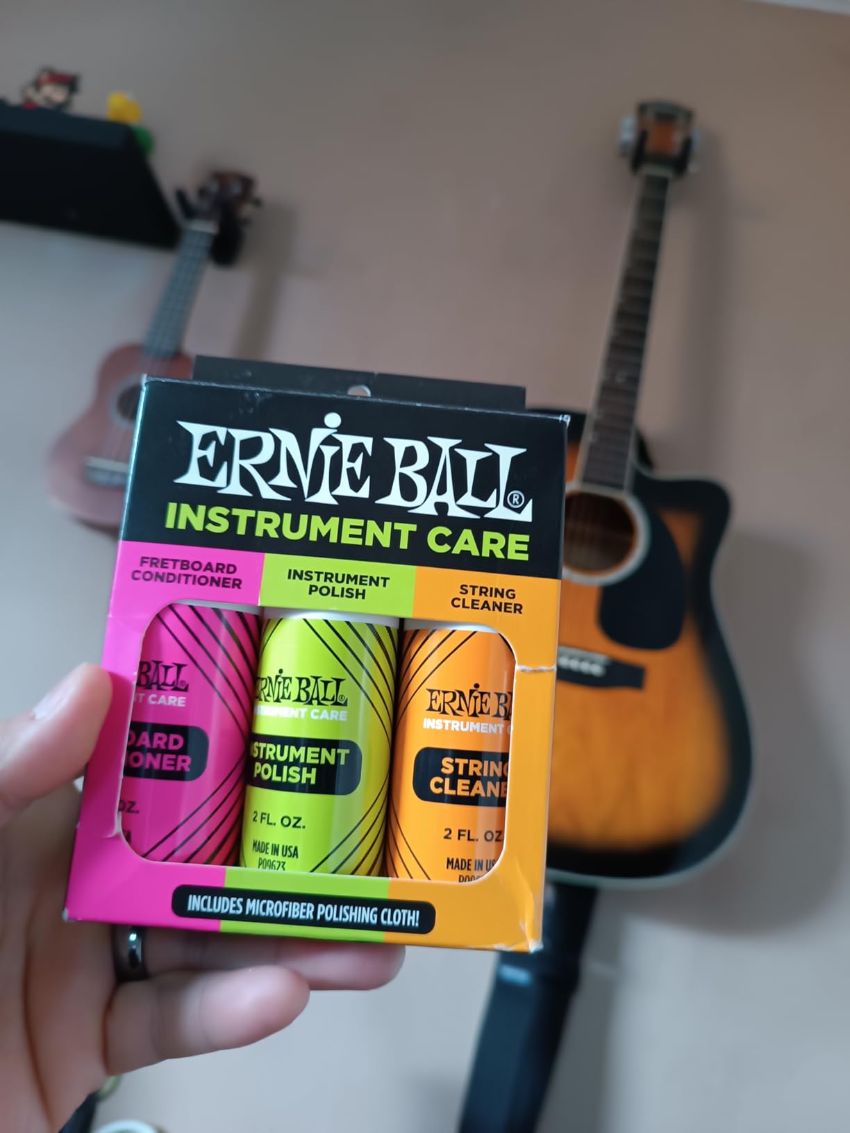 Ernie Ball Guitar Polish, Fretboard Conditioner, and String Cleaner with Polish Cloth customer photo 2