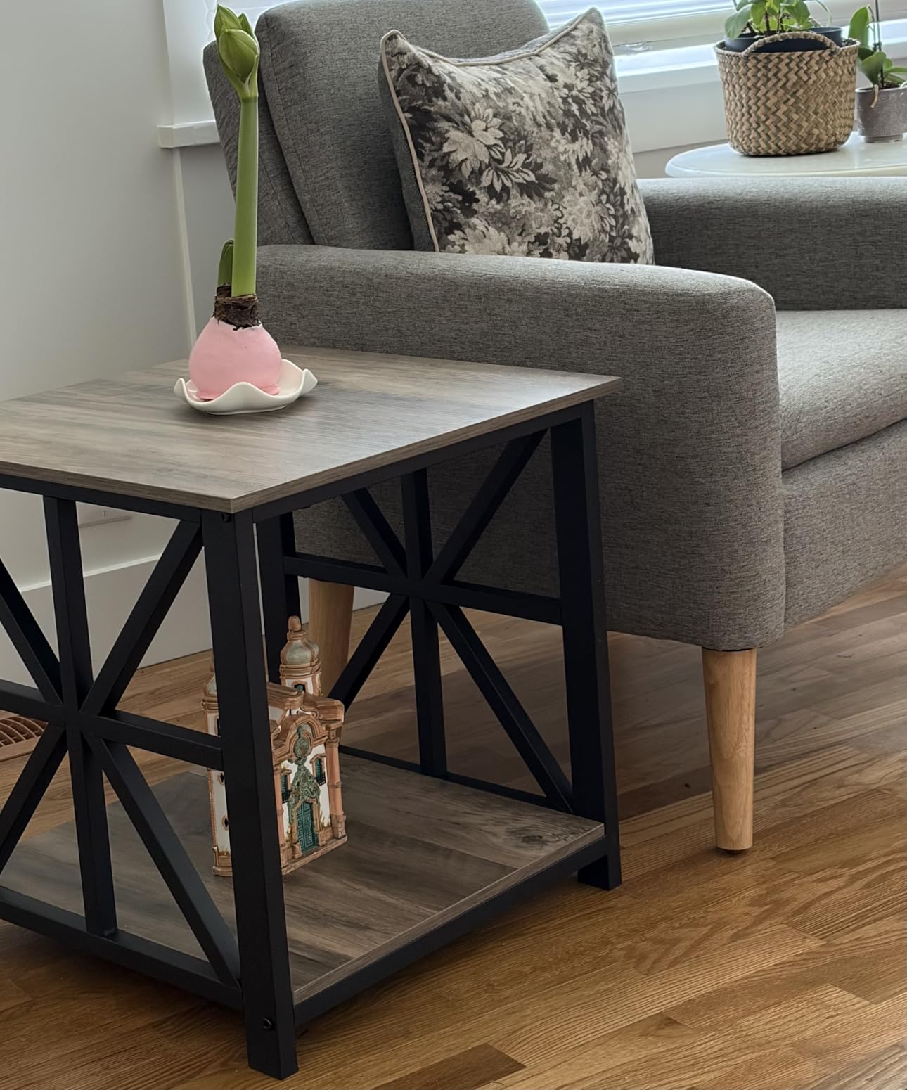 GreenForest Large End Table with X-Shaped Metal Frame for Living Room, Modern Side Table for Bedroom Office, 2-Tier Storage Shelf Nightstand, Scratch-resistant Sofa Table, Grey Wash 24 inch customer photo 2
