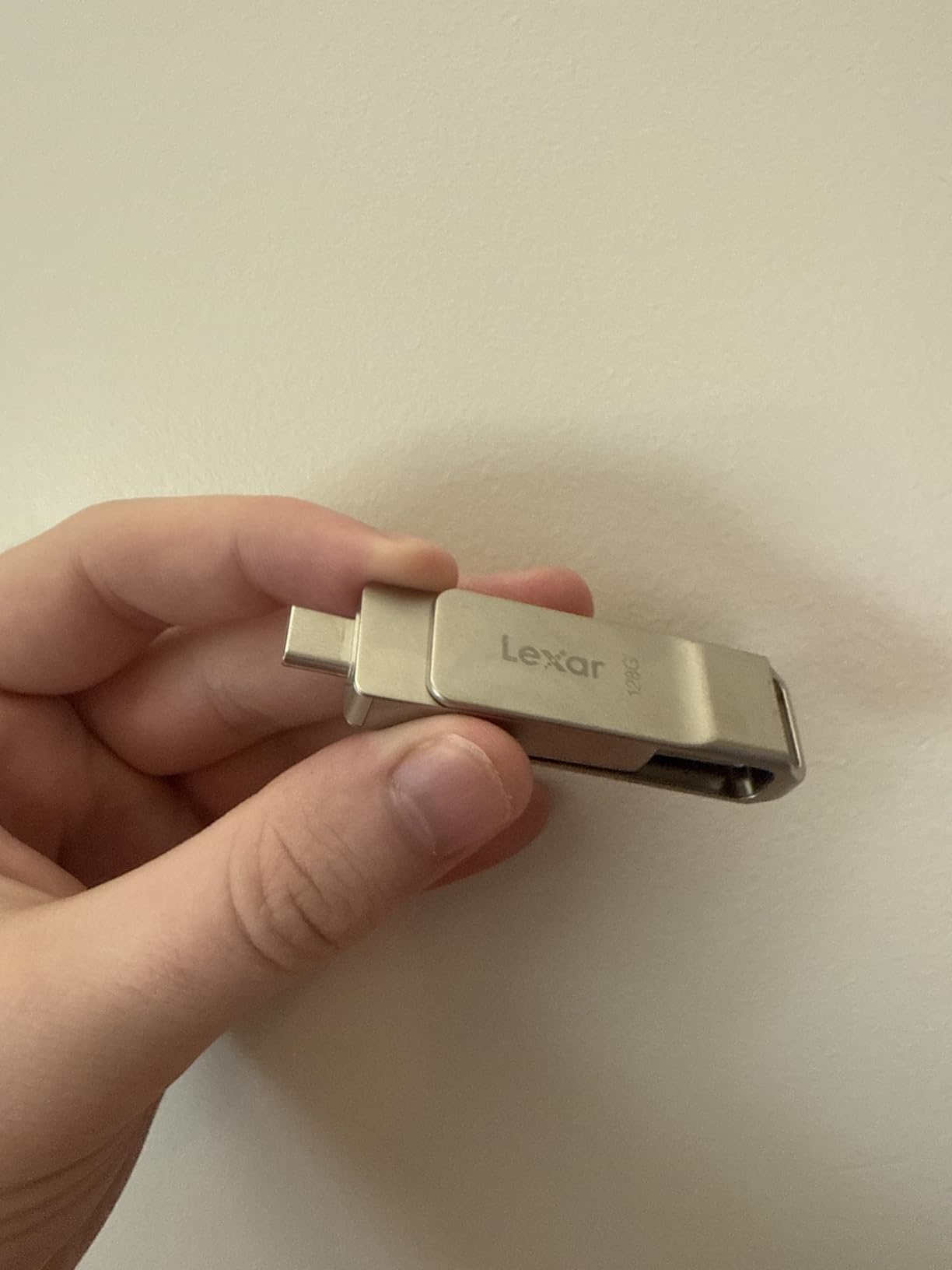 Lexar D40E 256GB Dual USB 3.2 Gen 1 Type-C Jump Drive, Champagne Silver | USB-C Flash, Metal Housing, Swivel Design, Thumb Drive customer photo 1