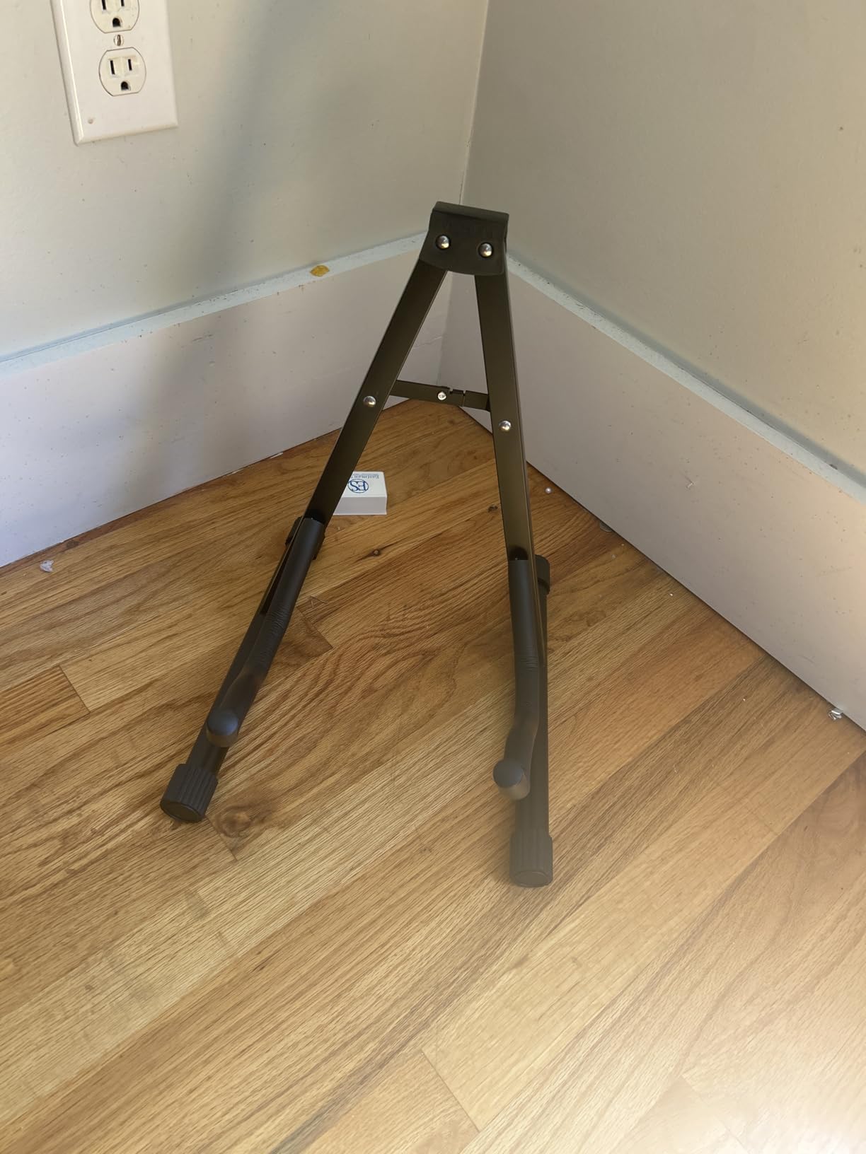 Cello Stand, A-Frame Folding Violin Support Stand, Holder for 1/8-4/4 Cellos | Guitar Stand, Guitars for Acoustic, Electric Guitar, Bass, Guitar Holder Stand, Black customer photo 2