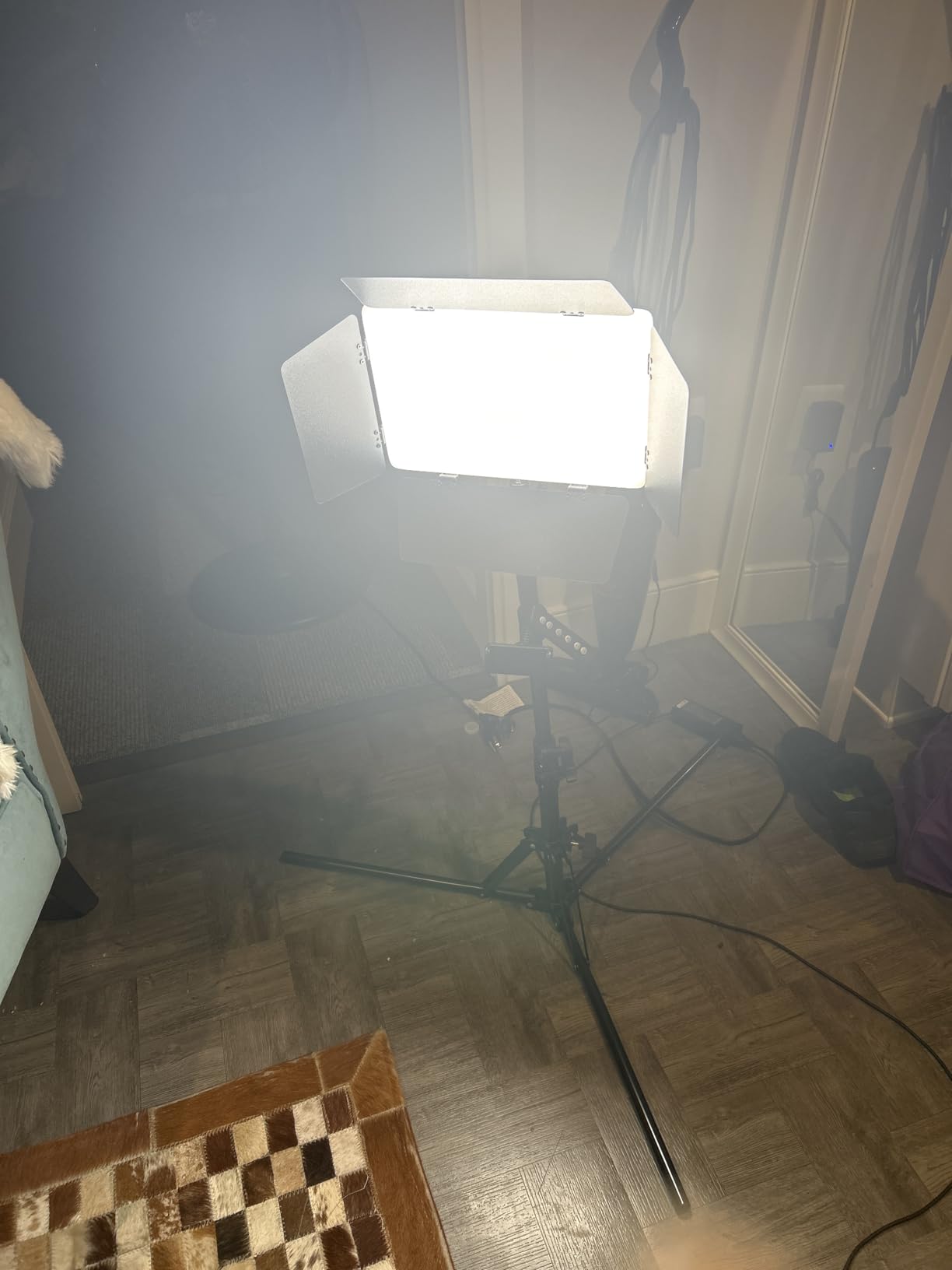 LED Video Lighting Kit with Barn Door, Kewaiaa Bi-Color Studio Lights with Tripod Stand, 3000Lux 2500k-8500k Photography Light for Video Recording/Filming/Live Streaming/YouTube/Photoshoot Shooting customer photo 1