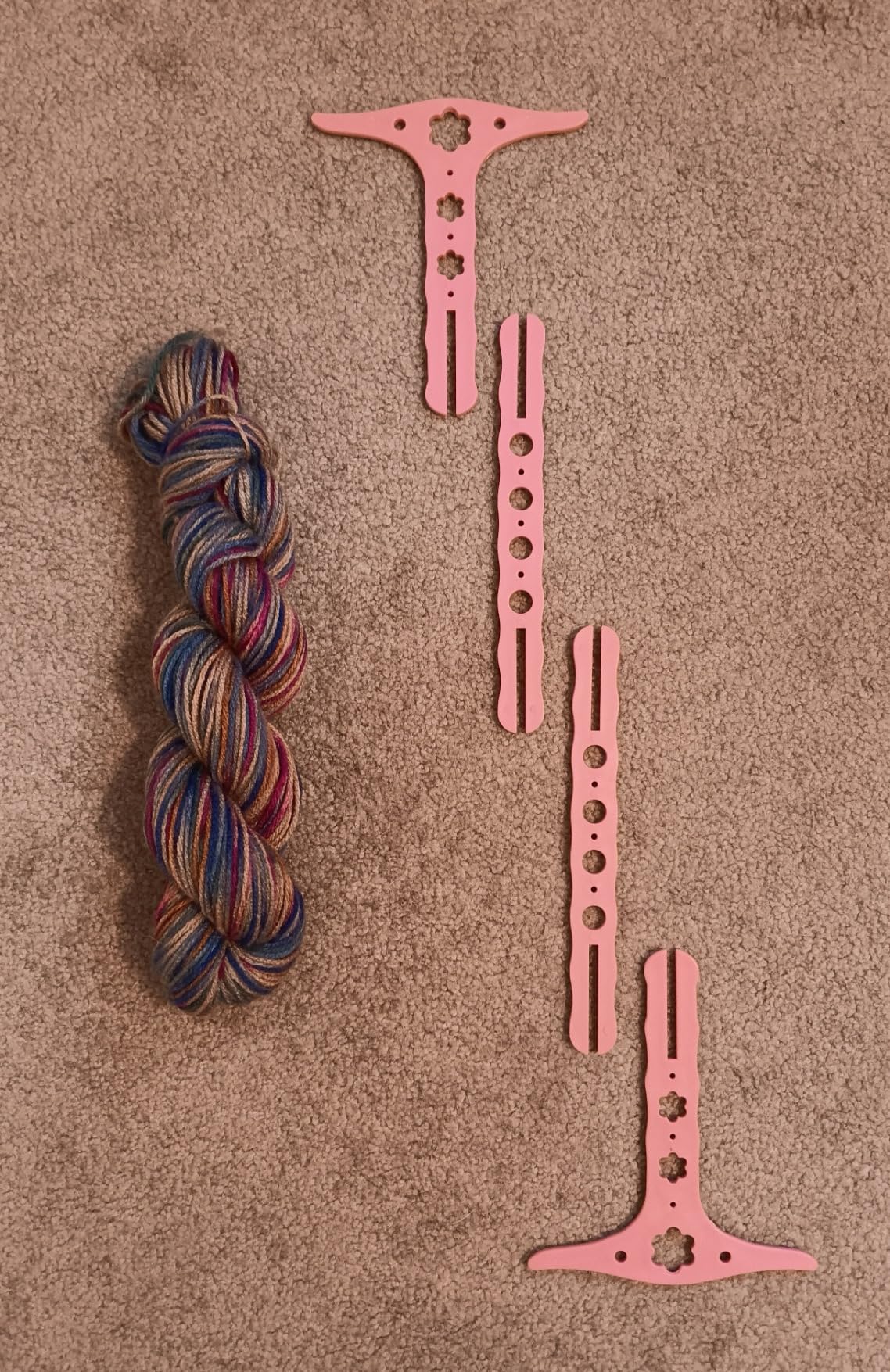 1, 1.5 & 2 Yard Adjustable Niddy Noddy for Spinning and Winding Yarn | Plastic, 3 sizes from 1 yard to 2 yards, 3 colors options, spinning tool for plying, easy to carry, for thread & wool customer photo 1