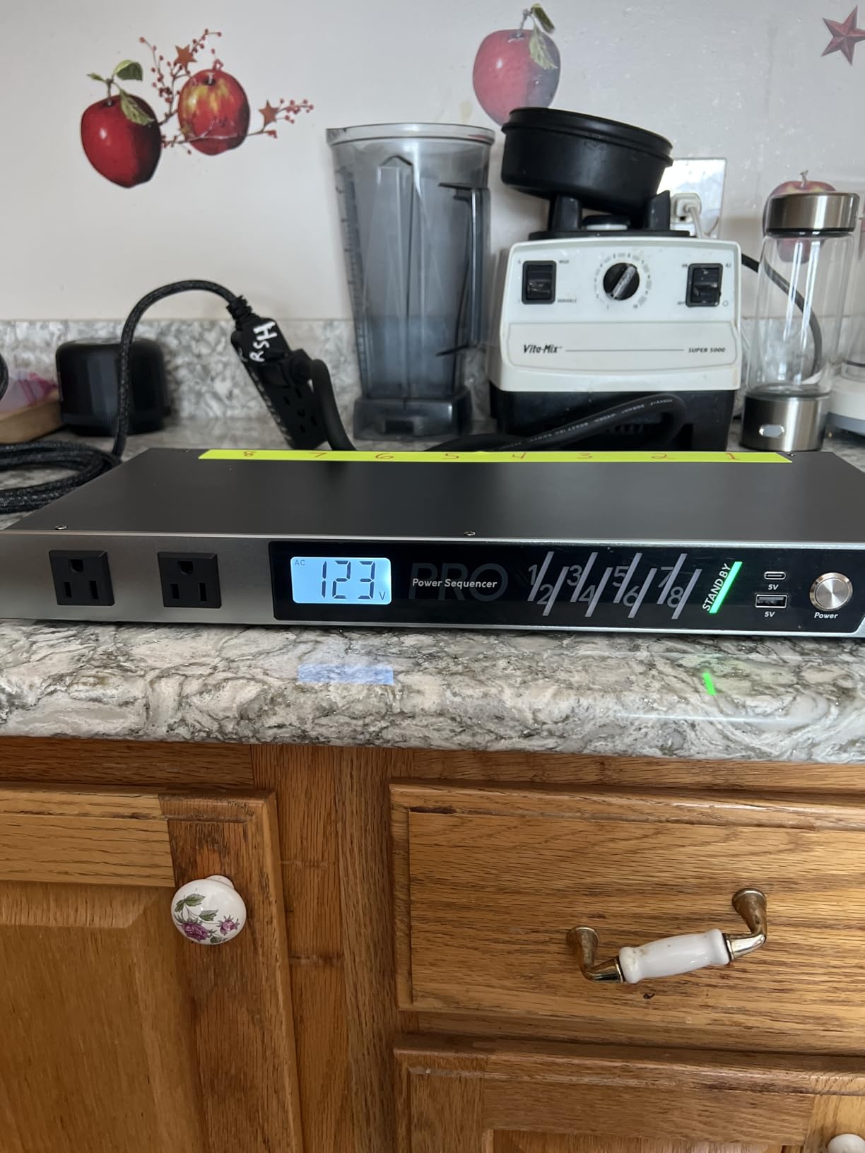 SW-Epsilon 10 Socket Power Conditioner/Surge Sequencer USB Type-C/Type-A Charger customer photo 1