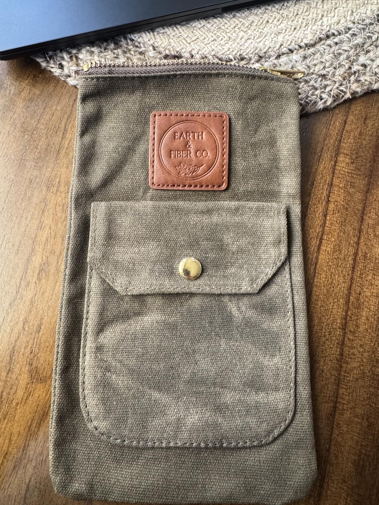 Earth & Fiber Co. Waxed Canvas Artist Pouch - Perfect for Pencils, Pens, Markers, and Stationery - Designed for Artists - Durable Brown Canvas With Brass YKK Zipper customer photo 1