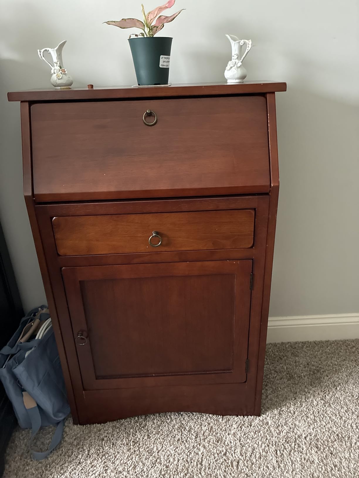 Furnifact Walnut Secretary Desk - Compact Roll Top Desk with Hutch and Storage - Classic Hidden Desk for Small Spaces and Home Offices customer photo 1