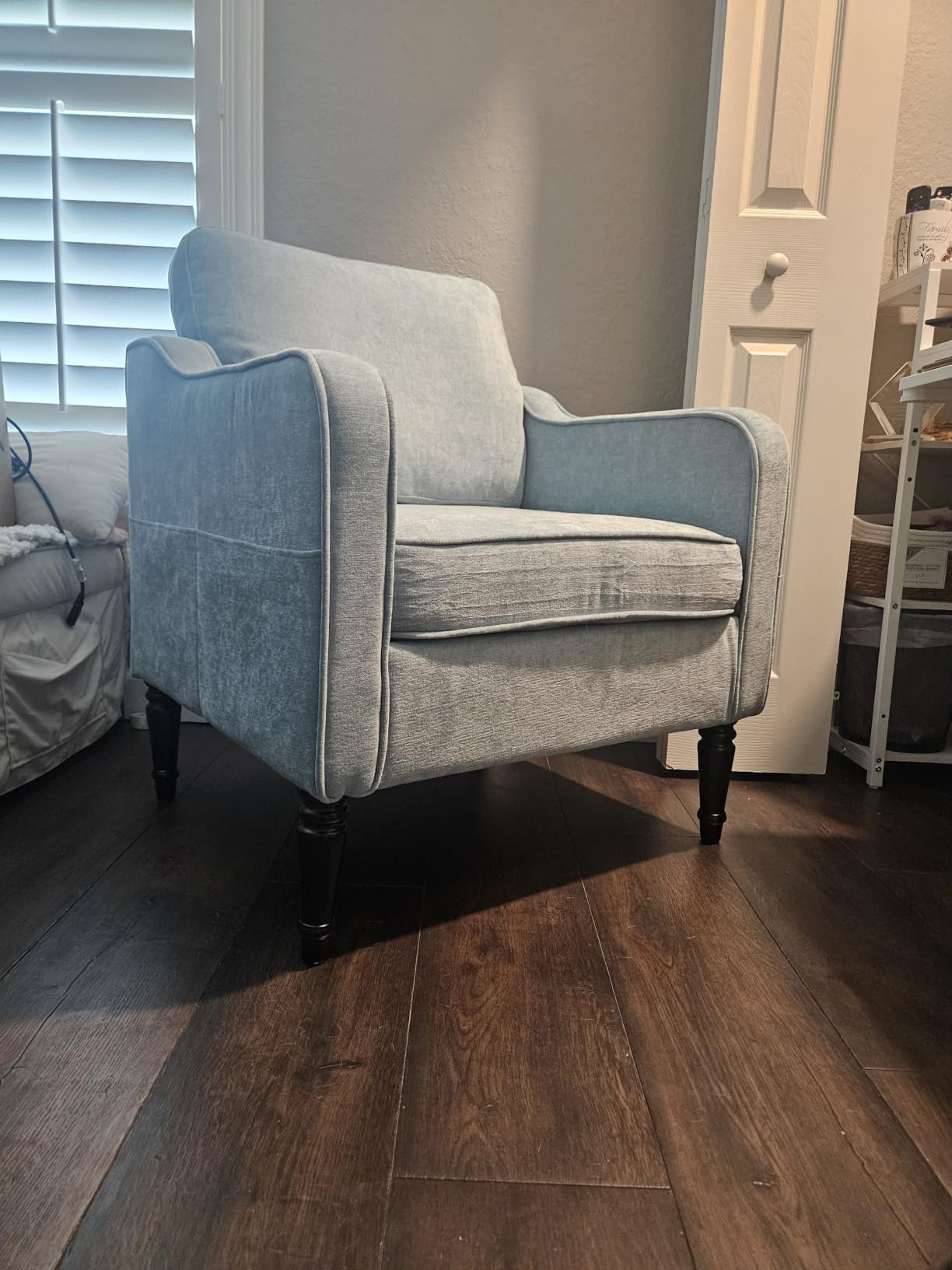 Accent Chair for Living Room, Mid Century Modern Reading Chair for Bedroom, Upholstered Armchair with Side Pockets, Comfy Single Sofa Side Chair for Office, Apartment, Small Room, Beige customer photo 1