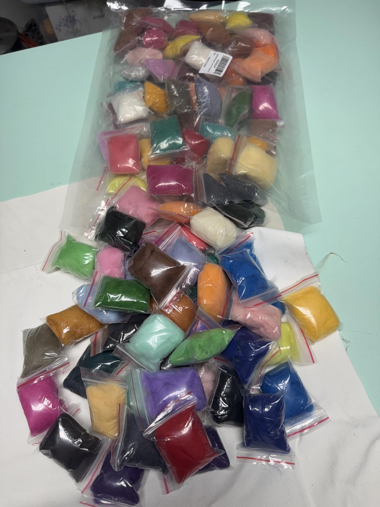Mayboos 96 Pcs Needle Felting Wool, 48 Colors Wool Roving 3g / Pack | 10 oz Total, Fiber Wool Roving for DIY Hand Spinning Needle Felting Wool Craft customer photo 2