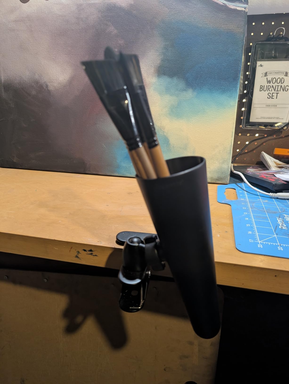 Paint Brush Holder with Metal Clip, Adjustable 360° Ball Mount,Suitable for Painters' Studios or Plein Air Painting,Portable Brush Holder for Oil Painting, Acrylic or Watercolor, etc customer photo 2