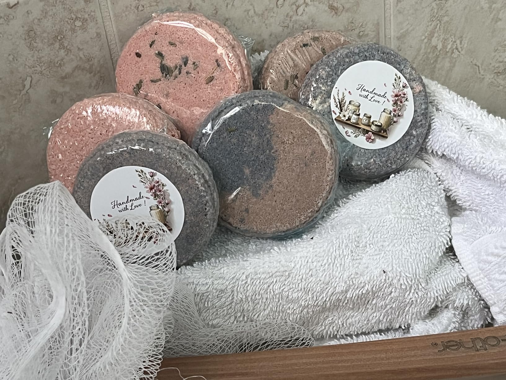 2.5inch Round Soap Shampoo Bar Mold, 3D Plastic Solid Bath Bomb Shower Steamer Press Molds for Making Shampoo Bars, Shower Steamers, Soaps, Bath Bombs, DIY Making Supplies (Round) customer photo 2