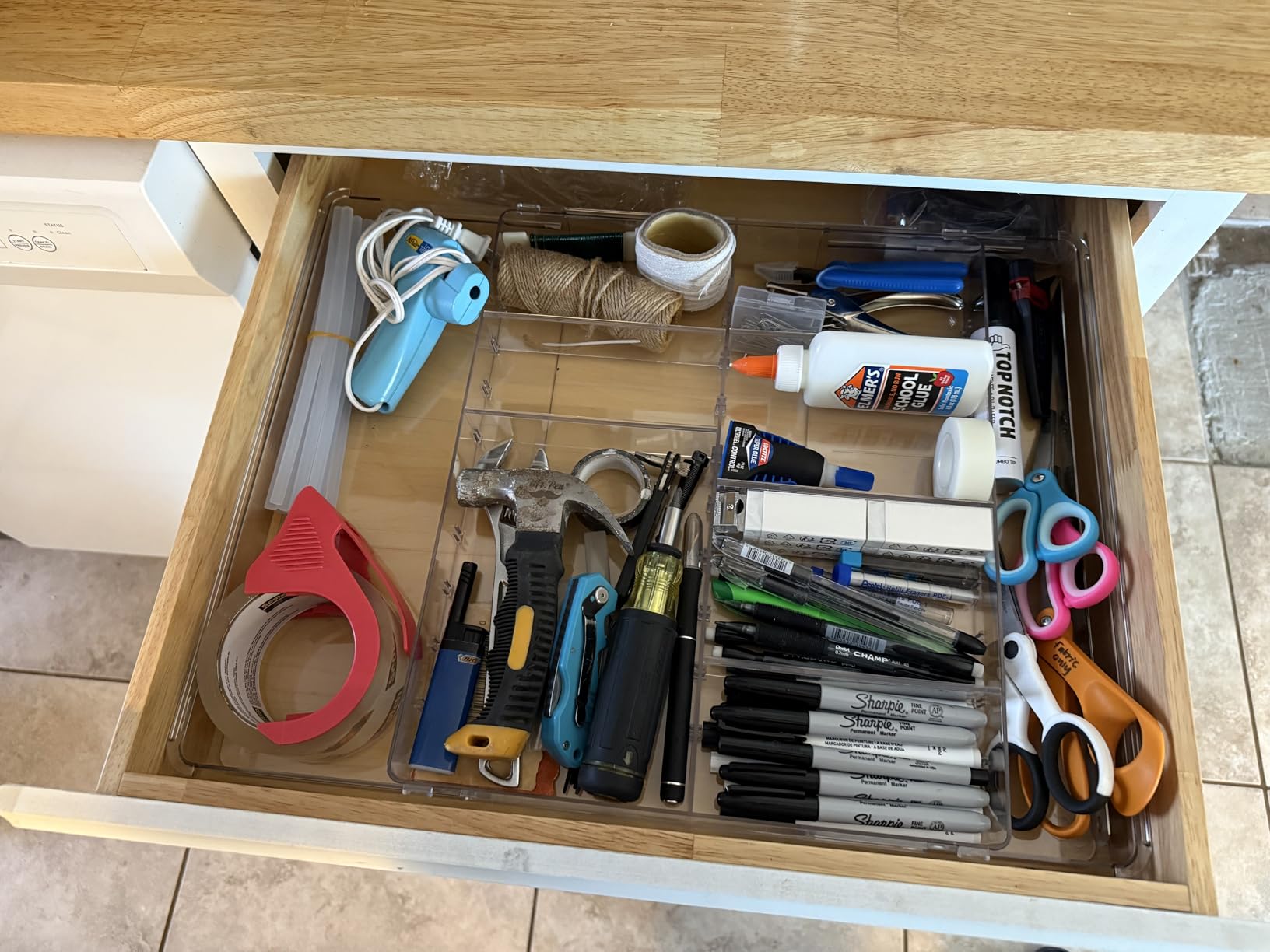 Yieach Large Expandable Desk Drawer Organizer Tray for Office Supplies and Accessories With 12 Adjustable Compartments, Office Drawer Organizers for Pencil, Pen and Kitchen Junk Drawer Organizer, Clear customer photo 1
