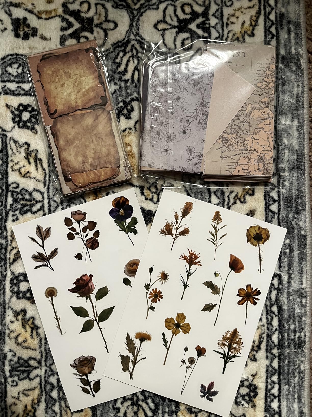 slapaflife 450 PCS Vintage Scrapbook Supplies Junk Journal Supplies, Scrapbook Supplies Kit Include Flowers for Scrapbooking, Planner, Craft Supplies customer photo 1