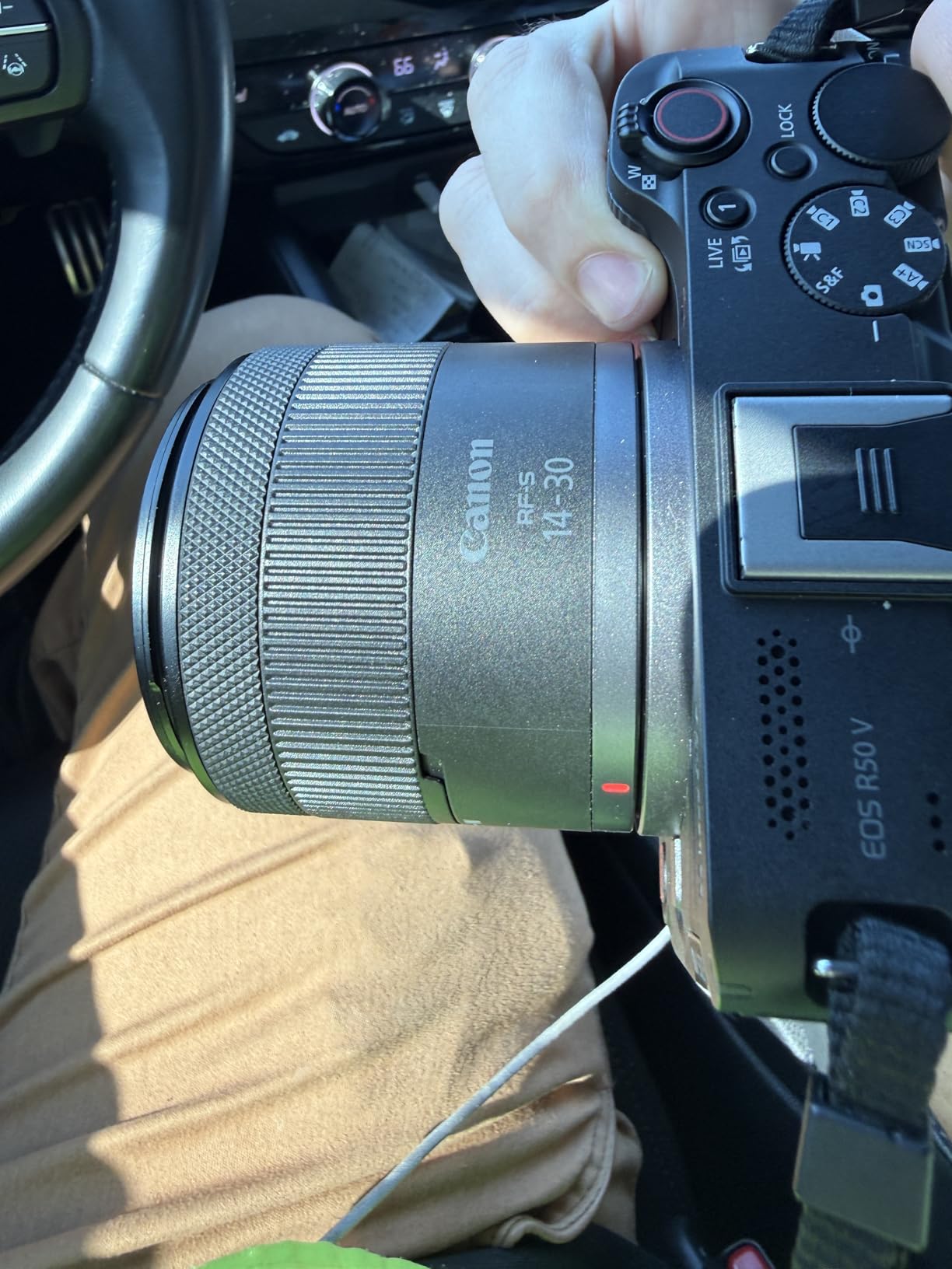 Canon EOS R50 V Mirrorless Camera with 14-30mm f/4-6.3 RF-S Lens Bundle | For Vlogging & Content Creation | 4K Video | Dual Pixel Autofocus | Flip Screen + 64GB Memory Card + Camera Bag customer photo 2