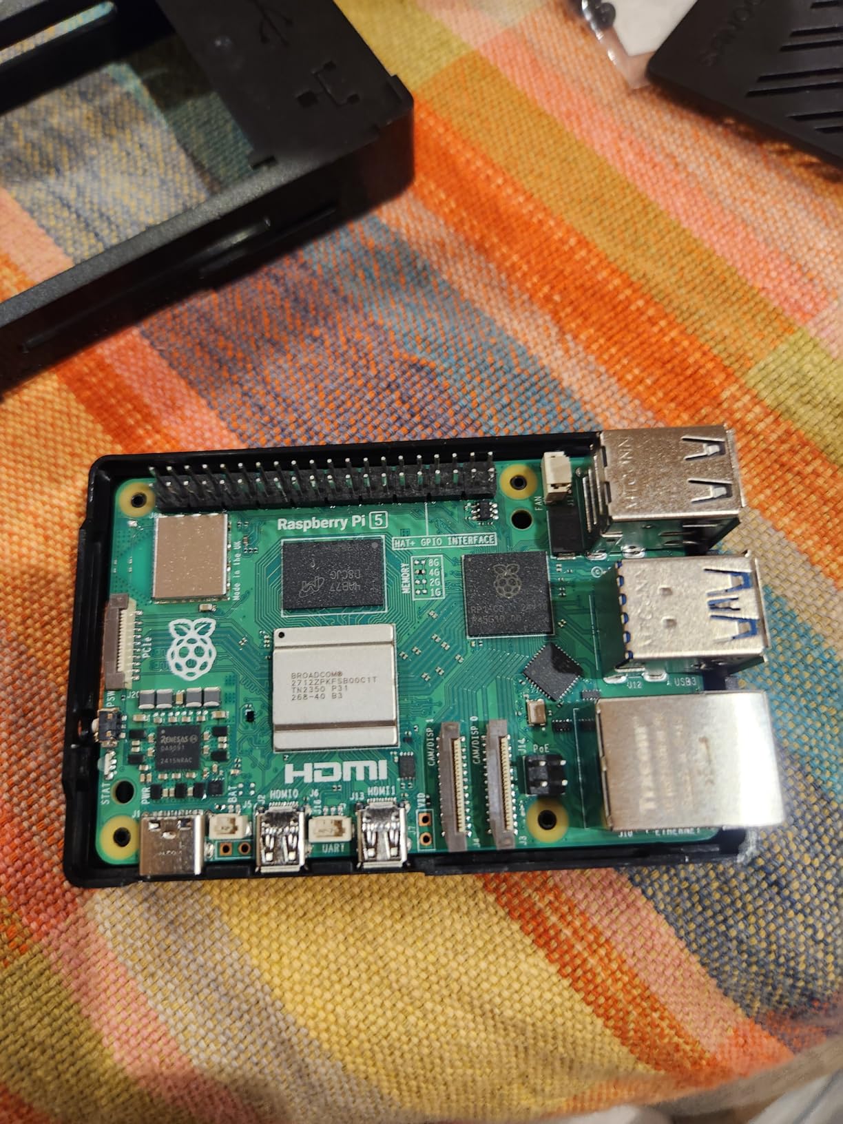 Raspberry Pi 5 4GB Kit, 4GB RAM Single Board Computer with Active Cooler and ABS Case, Complete Raspberry Pi 5 Starter Kit for IoT Robotics Retro Gaming customer photo 2
