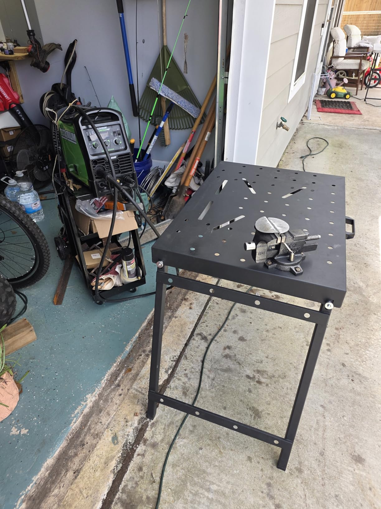 OLBRUS Welding Table Foldable Work Bench, Folding Workbench,1000LBS Capacity Heavy-Duty Welding Workbench with Fixture Holes, Foldable Steel Work Bench for Welding, Assembly & Repair customer photo 2