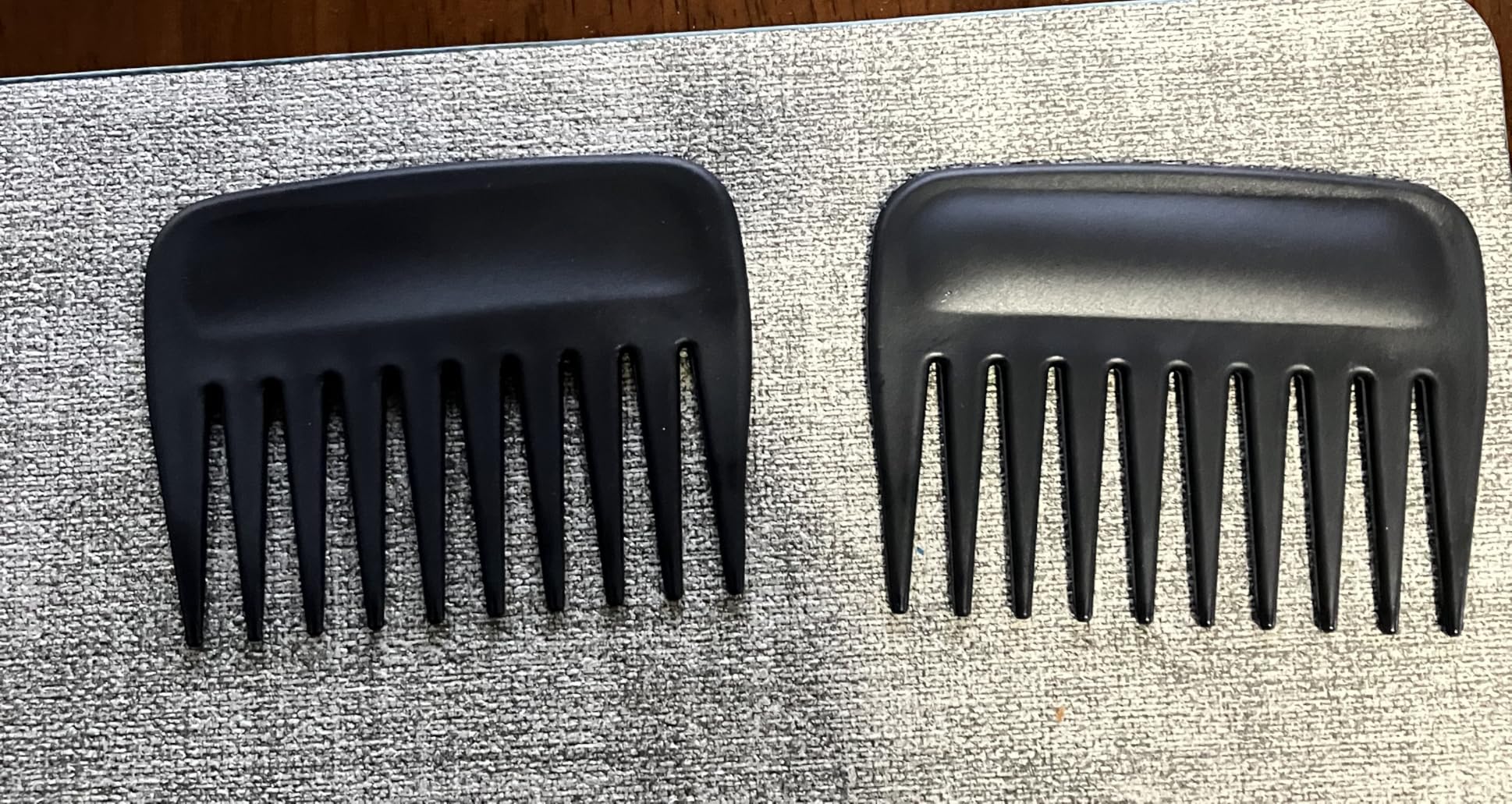 SIMPOR 7 Pcs Wig Brush Set for Synthetic Hair for Hair Extensions and Wigs | SIMPOR Black Loop Brush, Wig Comb Kit, Includes Rat Tail Comb, Edge Brush, Paddle Detangler for Human Hair Wig Weaves Styling customer photo 1