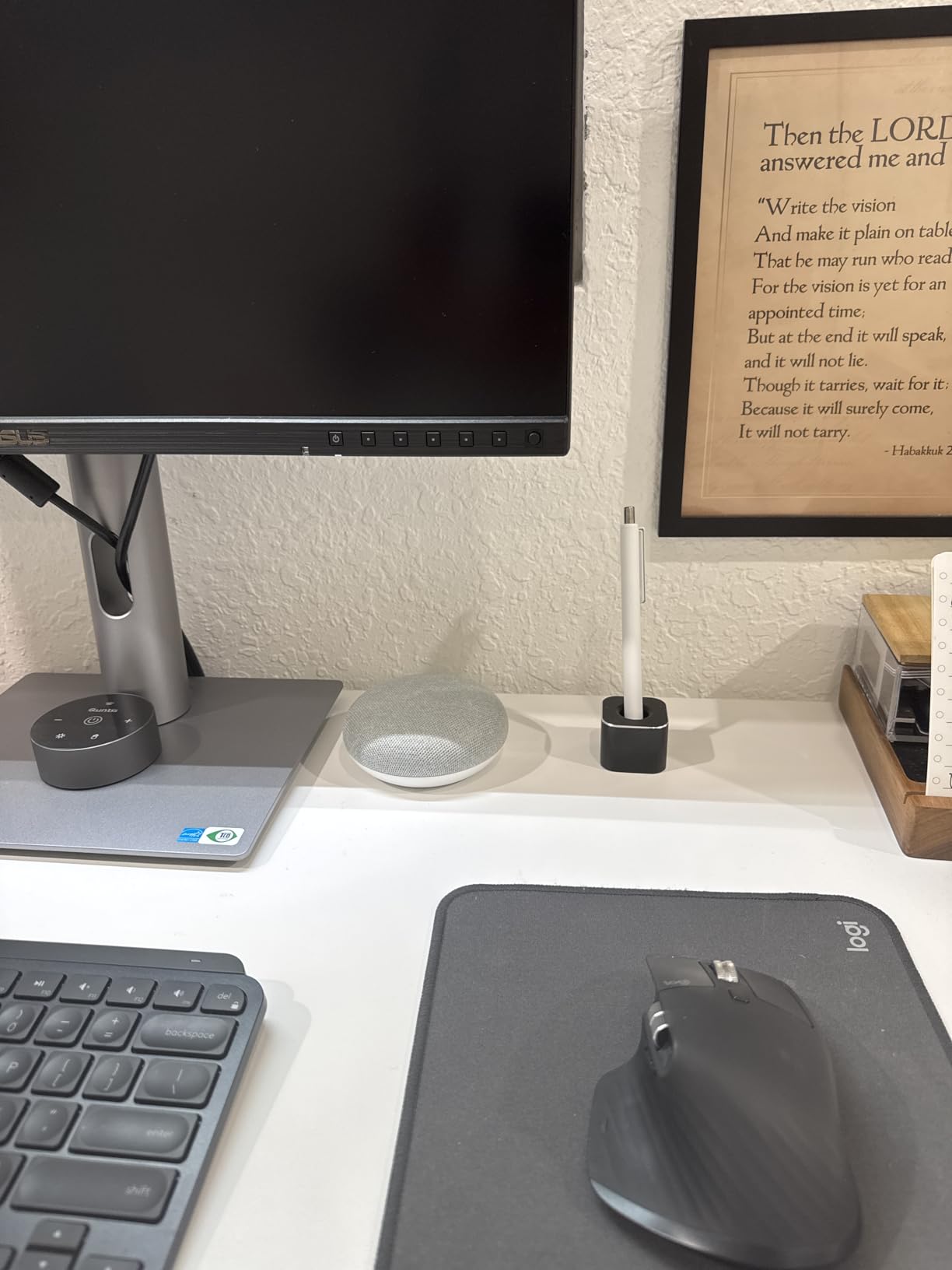 Single Pen Holder, Durable Fountain Pen Stand for Desk (16mm ID, 5cm H) Aluminum Alloy, Non-Slip Base, Minimalist Office/Home Organizer(Black,Tall,1P) customer photo 1