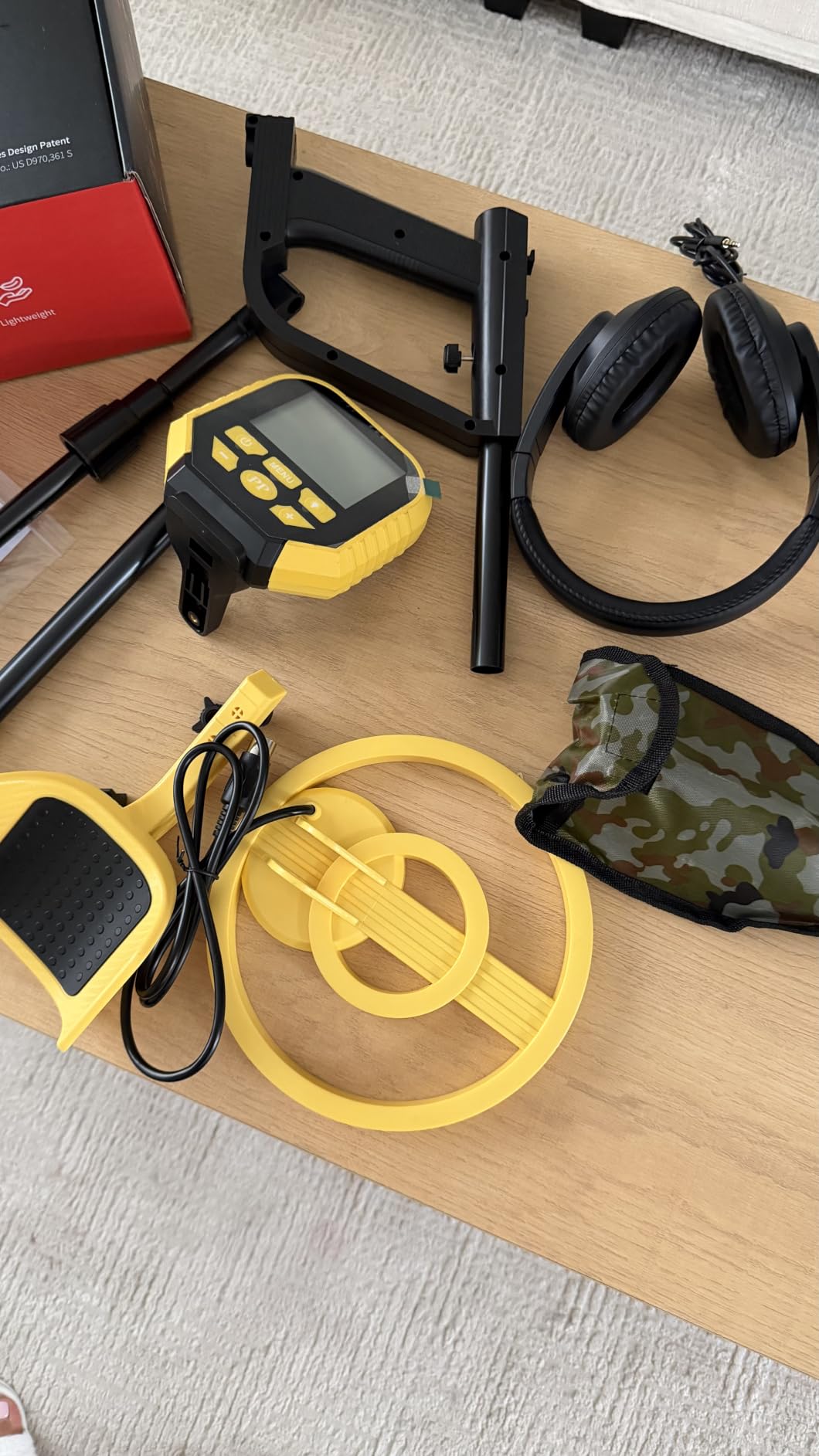 2026 Latest Metal Detector for Adults, Professional Waterproof & Adjustable Stem, Higher Accuracy Gold Detector with LCD, Advanced DSP Chip, 2.26 Pounds Lightweight Suitable for Beach and Backyard customer photo 1