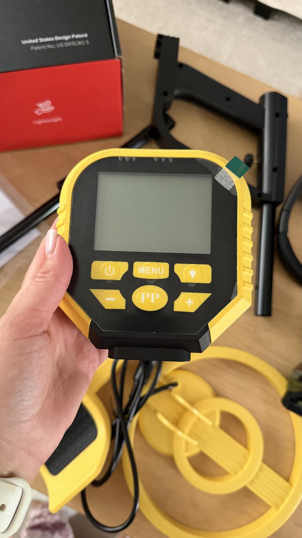 2026 Latest Metal Detector for Adults, Professional Waterproof & Adjustable Stem, Higher Accuracy Gold Detector with LCD, Advanced DSP Chip, 2.26 Pounds Lightweight Suitable for Beach and Backyard customer photo 2