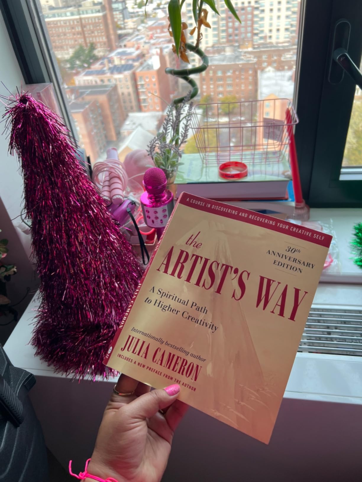 The Artist's Way: 30th Anniversary Edition customer photo 1
