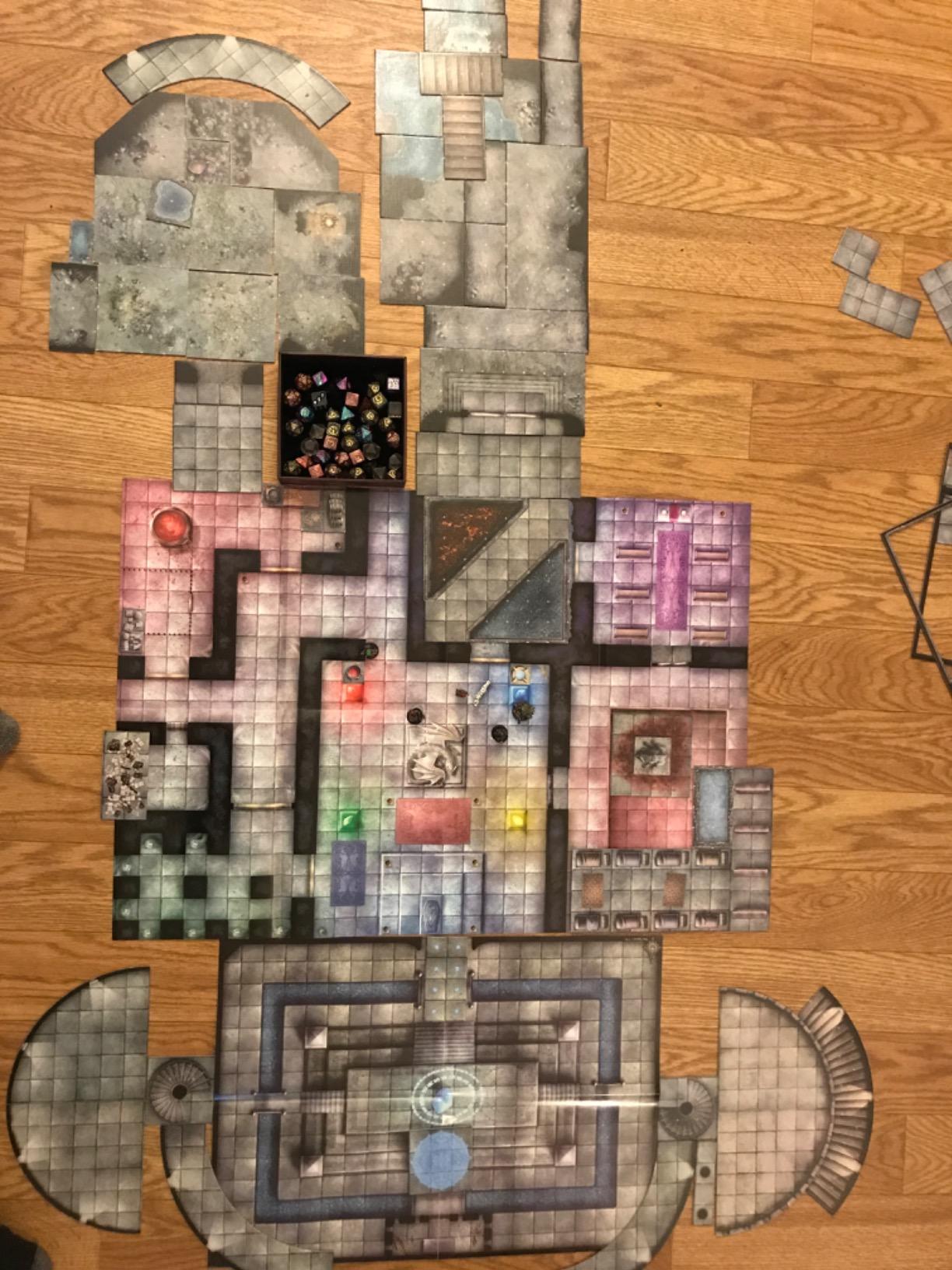 D&D Dungeon Tiles Reincarnated: City (Dungeons & Dragons) customer photo 1