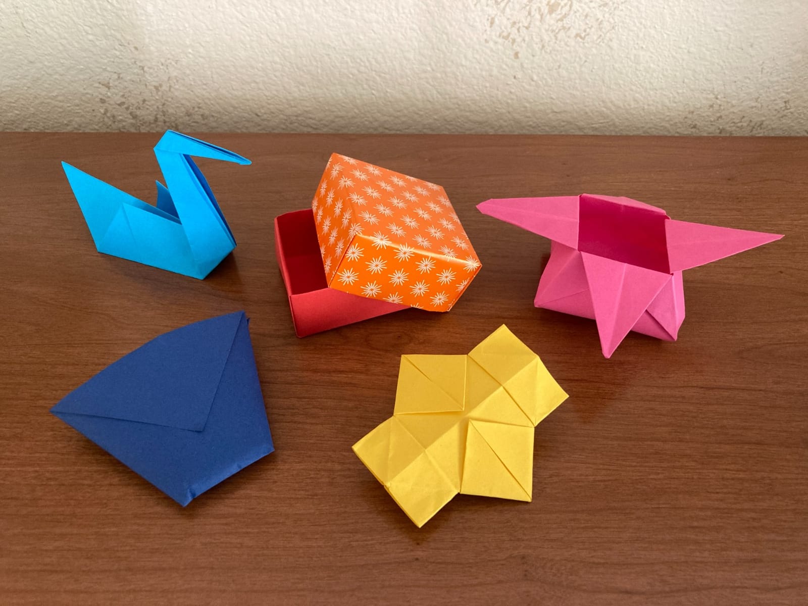 Origami Extravaganza! Folding Paper, a Book, and a Box: Origami Kit Includes Origami Book, 38 Fun Projects and 162 Origami Papers: Great for Both Kids and Adults customer photo 2