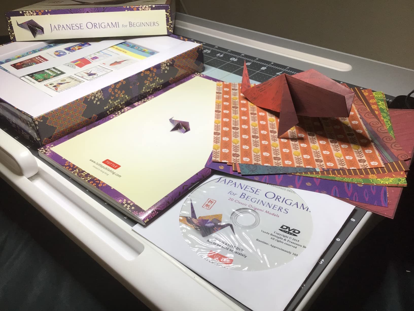 Japanese Origami for Beginners Kit: 20 Classic Origami Models: Kit with 96-page Origami Book, 72 Origami Papers and Instructional Videos: Great for Kids and Adults! customer photo 1