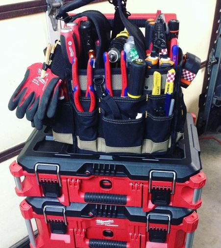 CLC Custom LeatherCraft 1528 Large Electrical and Maintenance Tool Carrier, Black customer photo 1