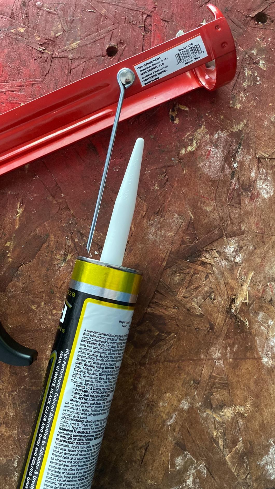 Newborn 250 Super Smooth Rod Revolving Frame Caulking Gun, 1/10-Gallon Cartridge Capacity, 18:1 Thrust Ratio customer photo 2