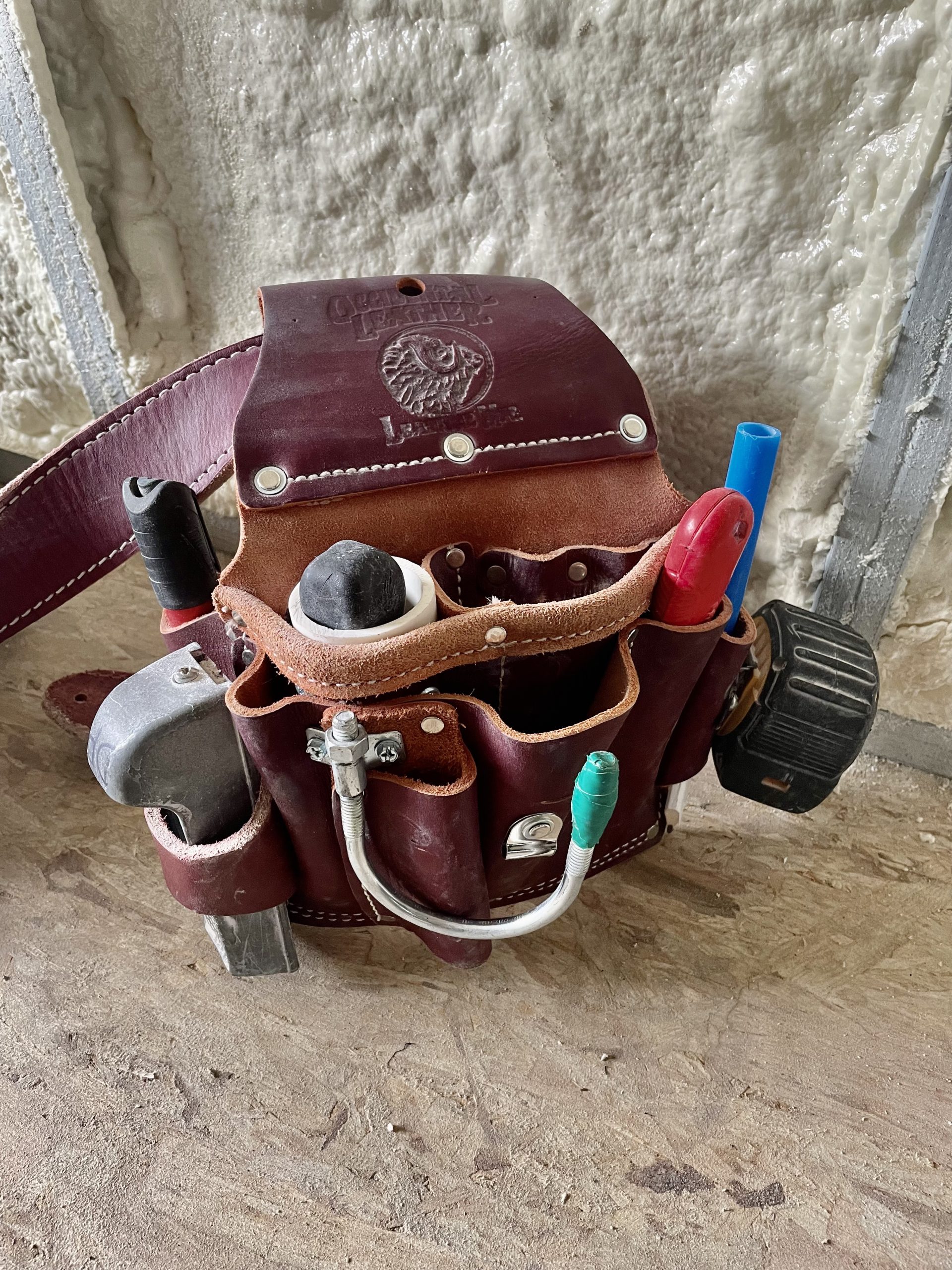 Occidental Leather Electrician's Tool Pouch - 15 Pockets & Tool Holders - Made in USA customer photo 2