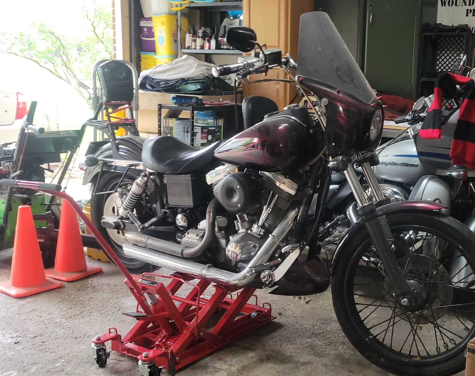 Big RED Hydraulic Motorcycle Lift Jack with 1500LBS Load Capacity customer photo 2