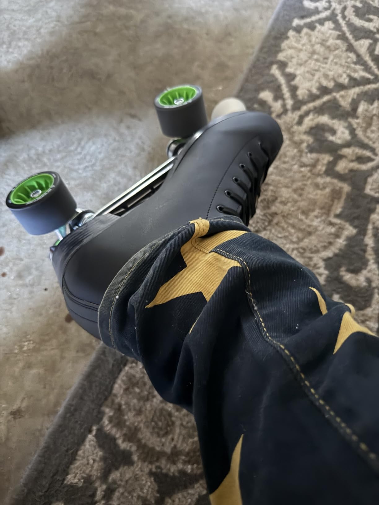 Chicago Quad Roller Skates for Women & Men - Durable, Top Performance Indoor/Outdoor Use or Roller Derby - Classic Deluxe Leather High-Top Boots with 60mm Urethane Wheels & Semi-Precision Bearings customer photo 1