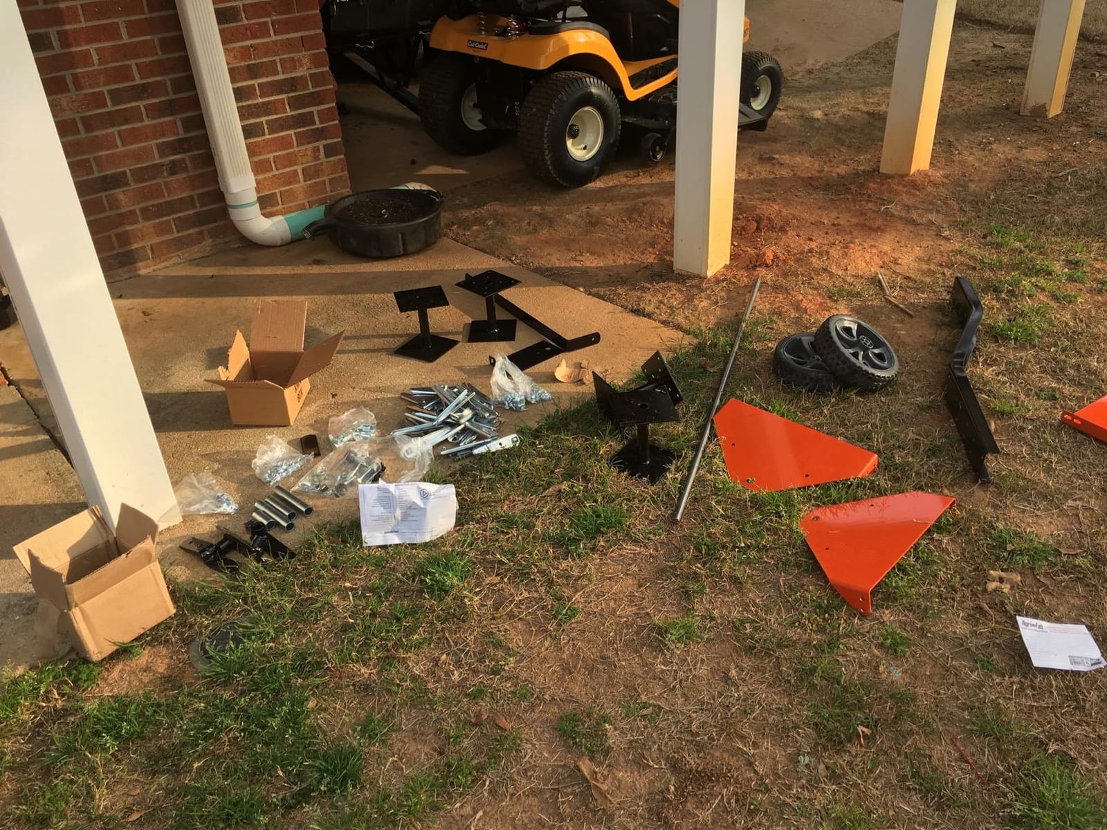 Agri-Fab 48 In Tow Behind Lawn Plug Aerator with 32 Galvanized Knives and Universal Hitch customer photo 2
