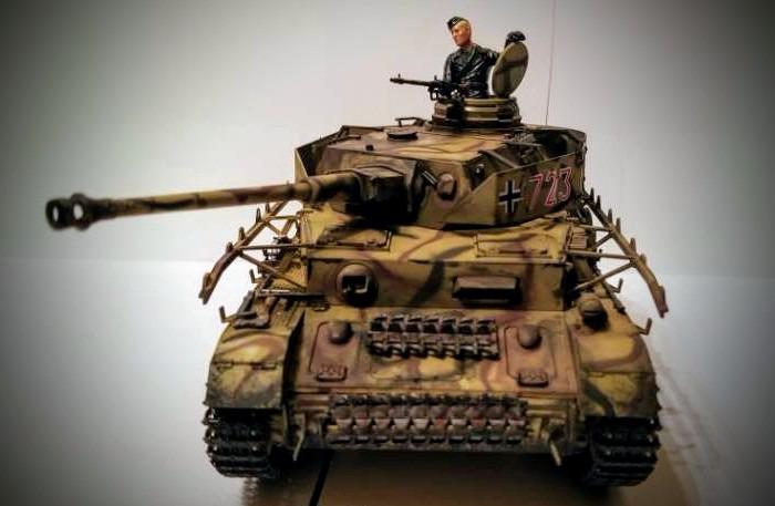 Tamiya Models 35181 Panzerkampfvagen IV Ausf.J Sd.Kfz.161/2 Model Kit customer photo 2