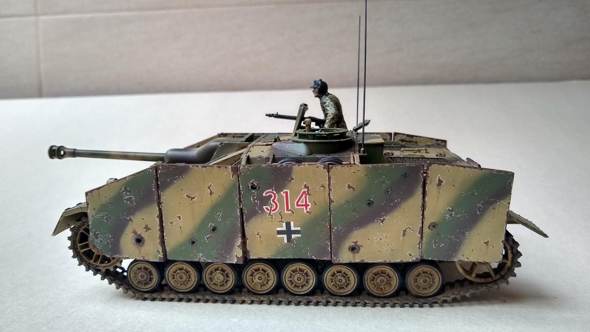 Tamiya 35087 1/35 German Sturmgeschutz IV Plastic Model Kit customer photo 1