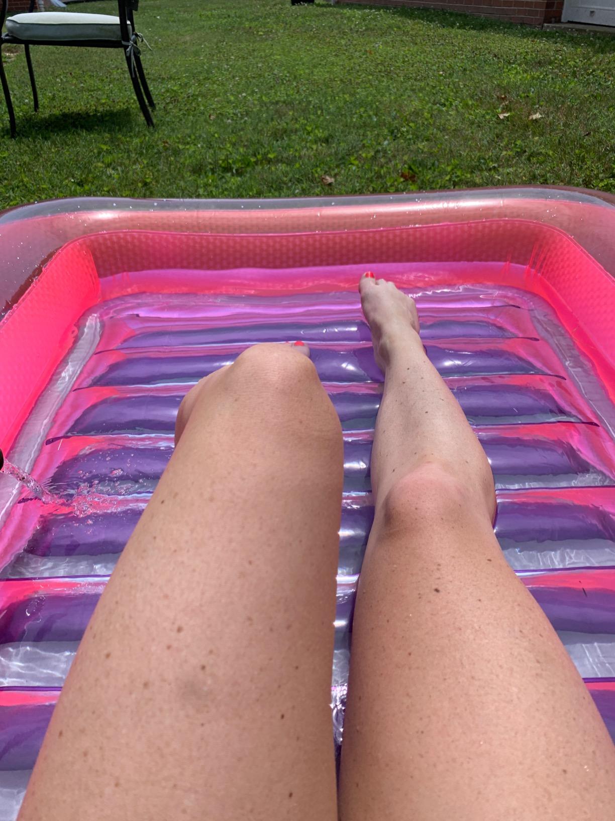 SWIMLINE Original Suntan Tub Series Classic Inflatable Tanning Float Floating Lounge | Personal Tan Pool Hybrid Lounger | Adjustable Pillow | Fill with Water | Reflective Tanning Design customer photo 1