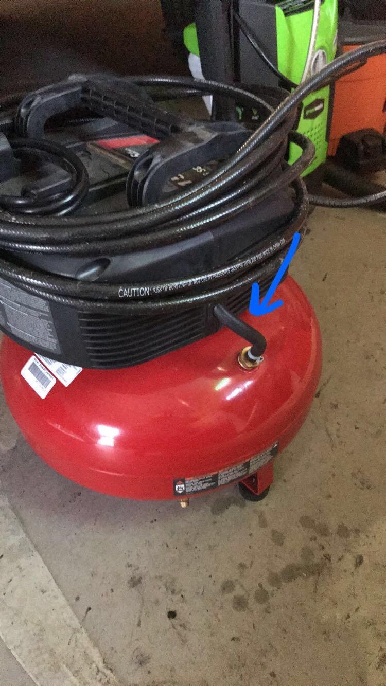 Black & Decker/DEWALT C2002-WK Pancake Compressor, 6 Gallon, 150 PSI customer photo 1