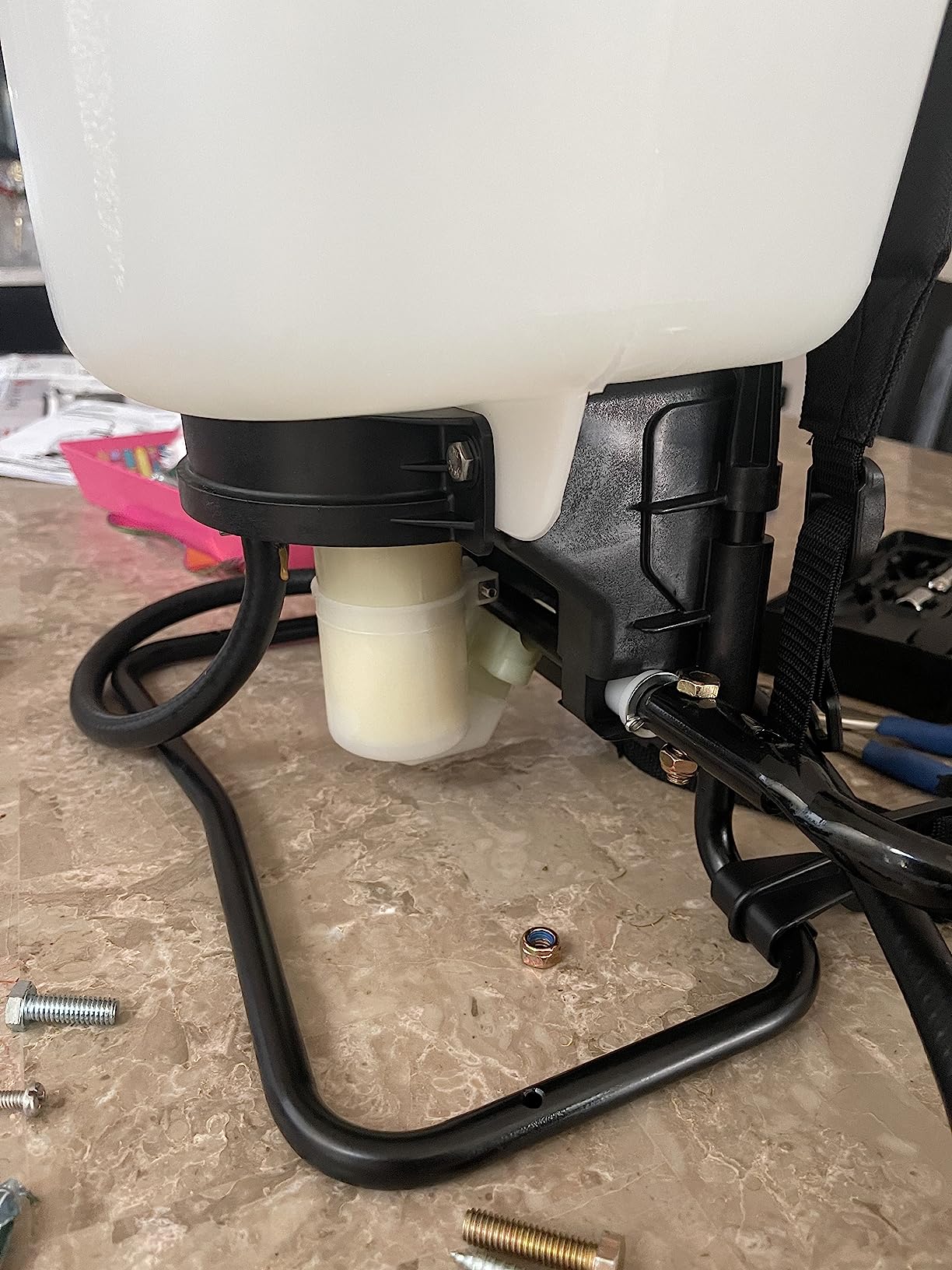 CHAPIN 61800 ProSeries 4-Gallon Backpack Sprayer, 3-Stage Filtration customer photo 2