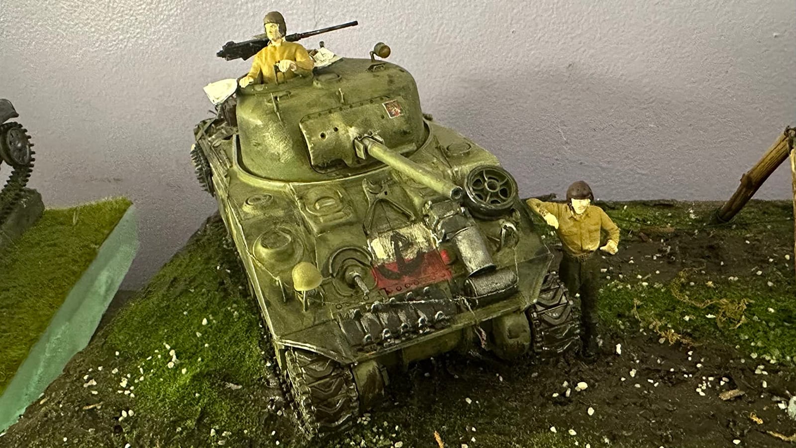 Tamiya 35190 1/35 U.S. Medium Tank M4 Sherman Plastic Model Kit customer photo 1