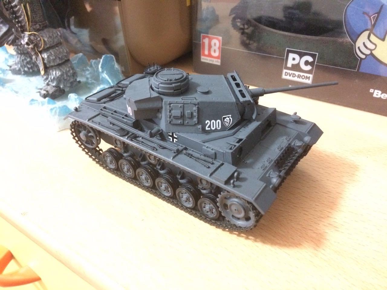 Tamiya 35215 1/35 German Pz. Kpfw III Ausf. L Tank Plastic Model Kit customer photo 1