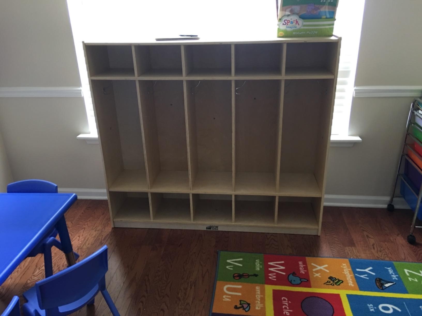 ECR4Kids 5-Section Coat Locker with Cubby Storage Compartments, Classroom Furniture, Natural customer photo 2