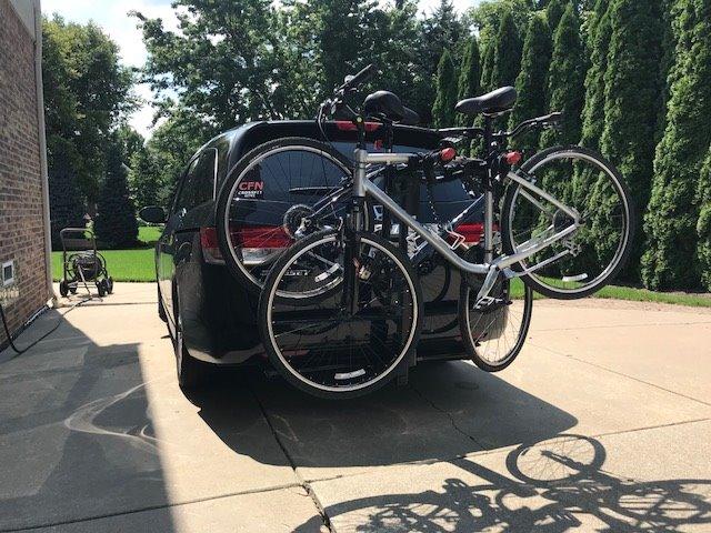 Yakima DoubleDown 4 Hitch Mount Bike Rack for Car, SUV & Truck | Fits 2 in. and 1.25 in. Receivers; Tilting Rear Mount with Anti-Sway Cradles and Folding Arms customer photo 2