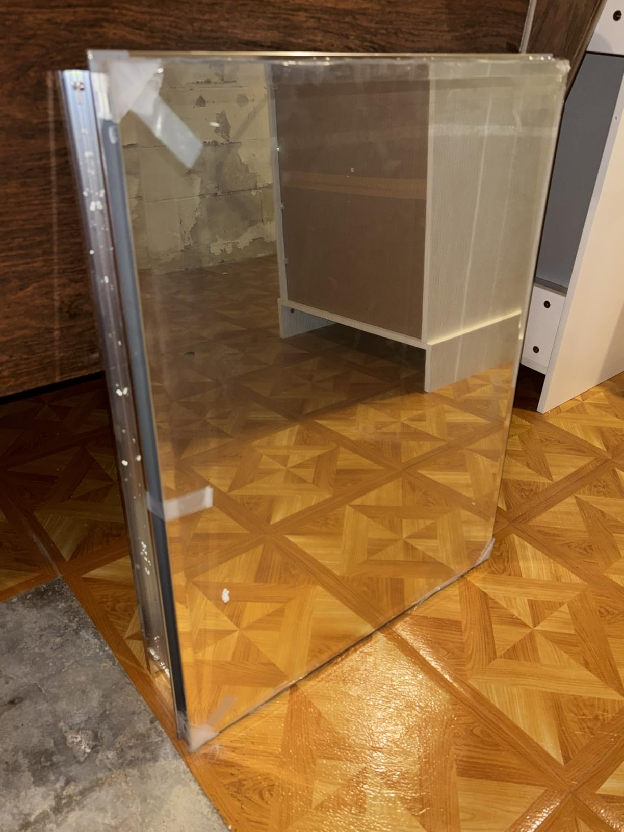 Kohler Frameless Bathroom Mirror Medicine Cabinet, 20 in x 26 in customer photo 2