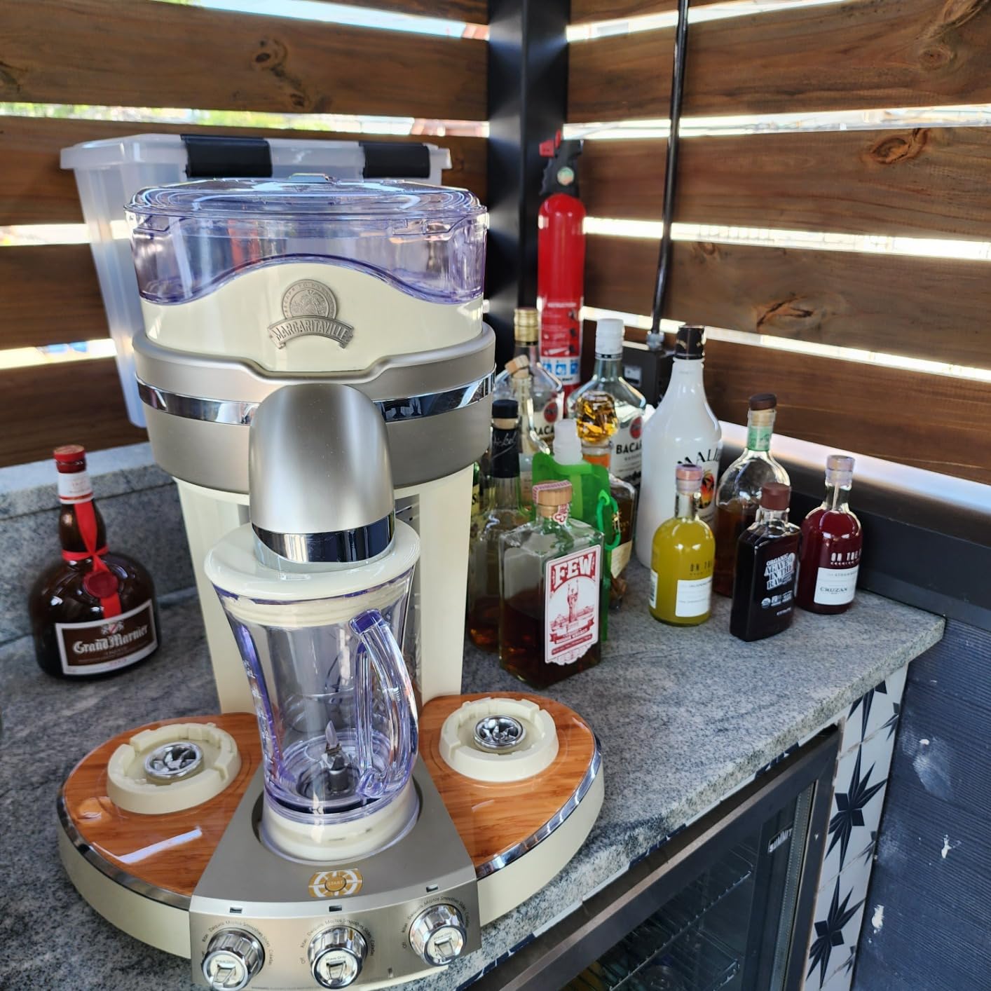 Margaritaville Tahiti Margarita Machine 24 Oz Ivory, DM3000 customer photo 1