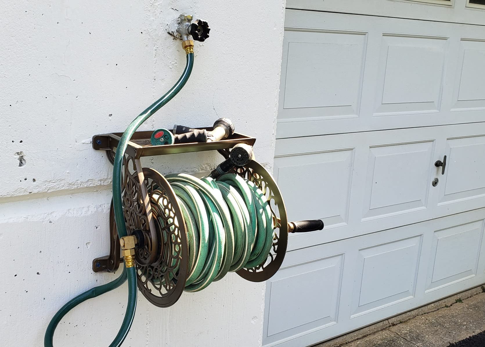 Liberty GARDEN 704 Decorative Cast Aluminum Wall Mount Garden Hose Reel, Holds 125-Feet of 5/8-Inch Hose - Bronze customer photo 1